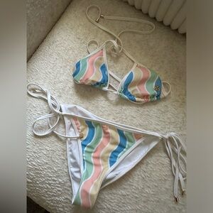Multicolor Wave Bikini Set